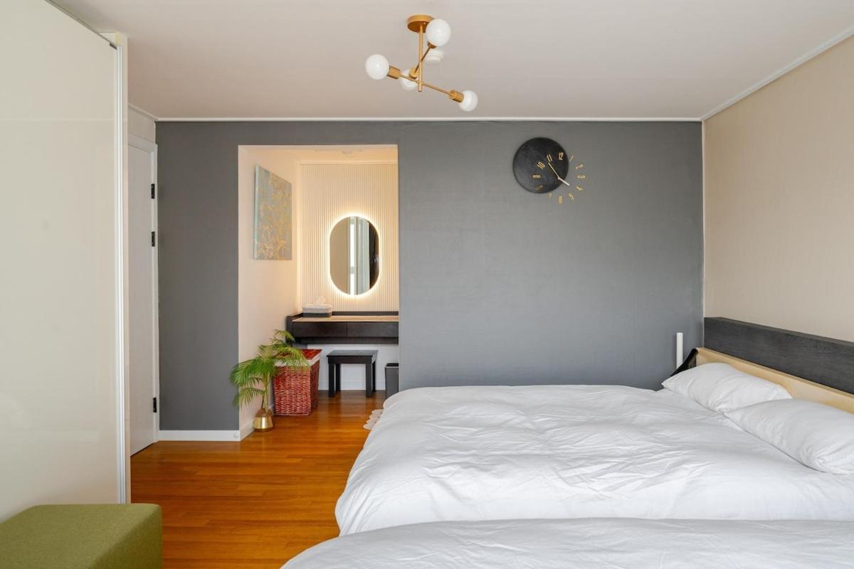 Sunny Gangnam House *