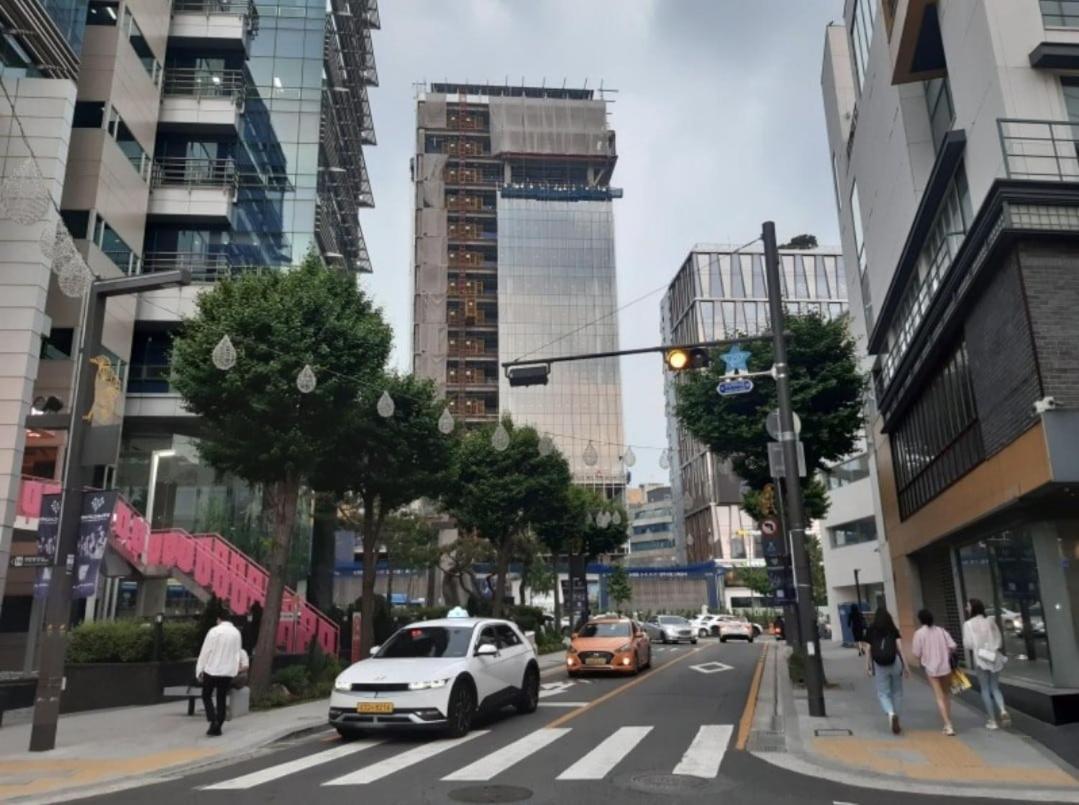Sunny Gangnam House Apartment
